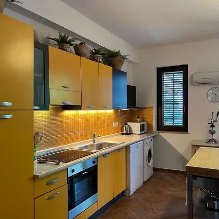 Apartment Cala Rossa *